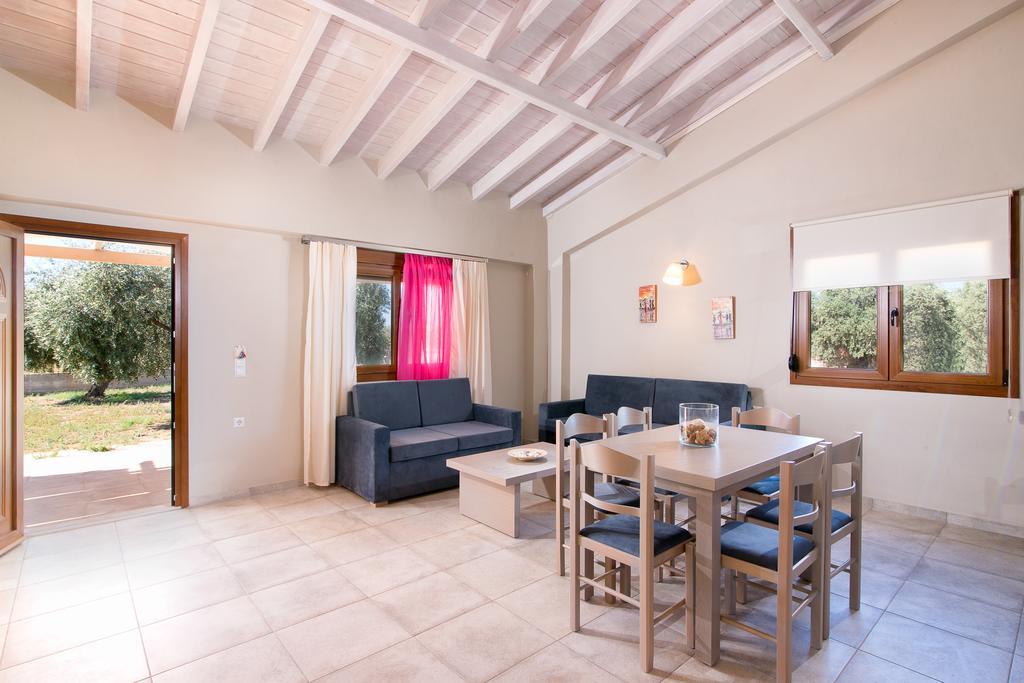 Olive Land Villas Limenária Szoba fotó