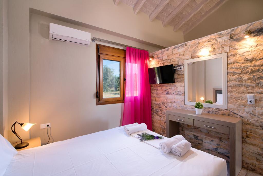Olive Land Villas Limenária Szoba fotó