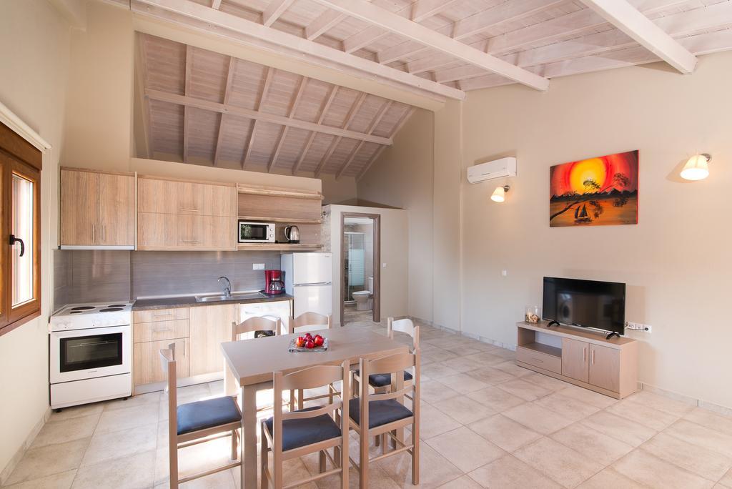 Olive Land Villas Limenária Szoba fotó